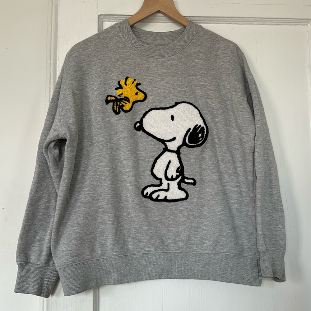 Peanuts Sweatshirt with Snoopy and Woodstock appliqué, size M